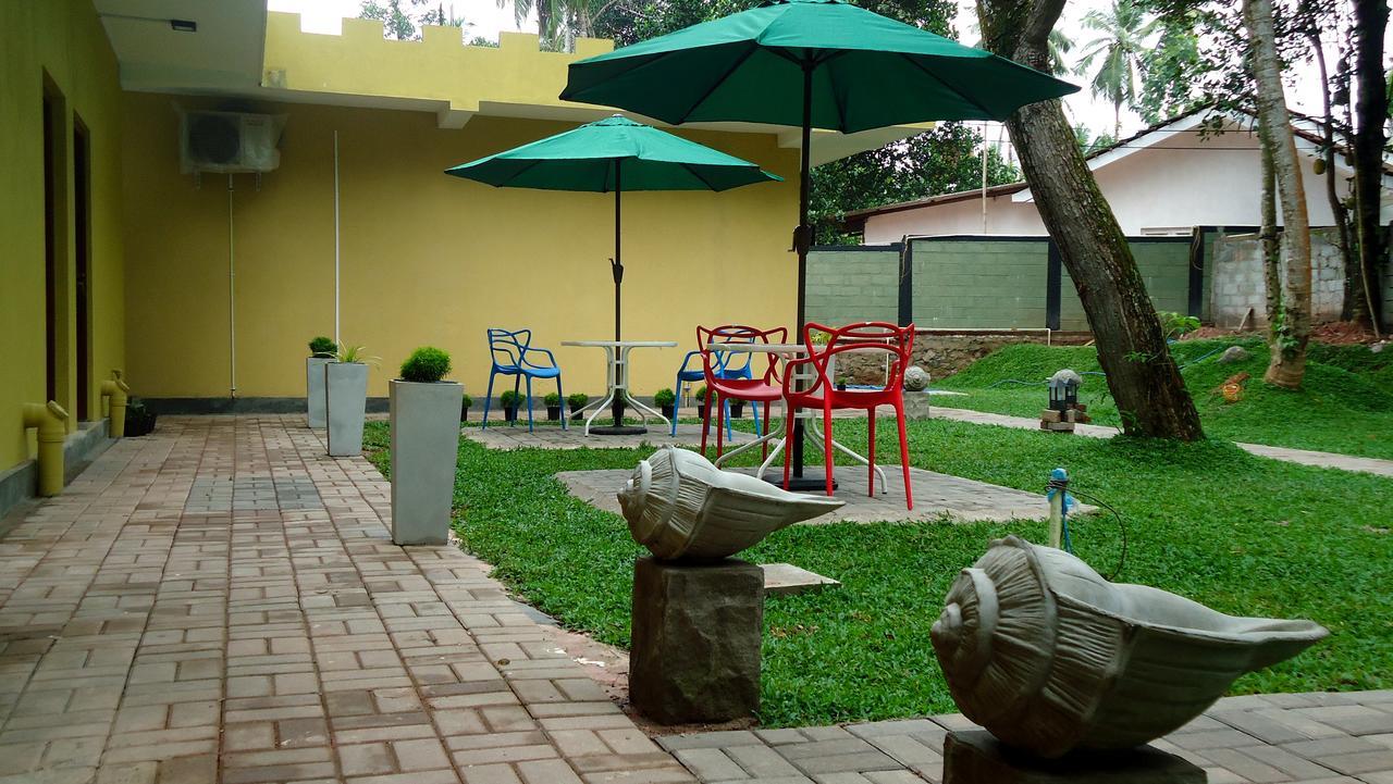 Bridge Hotel Negombo Kimbulapitiya Dış mekan fotoğraf