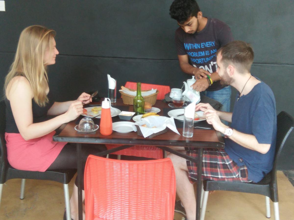 Bridge Hotel Negombo Kimbulapitiya Dış mekan fotoğraf