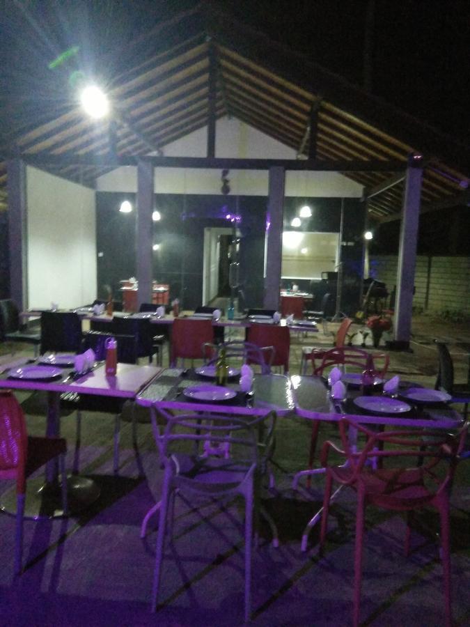 Bridge Hotel Negombo Kimbulapitiya Dış mekan fotoğraf