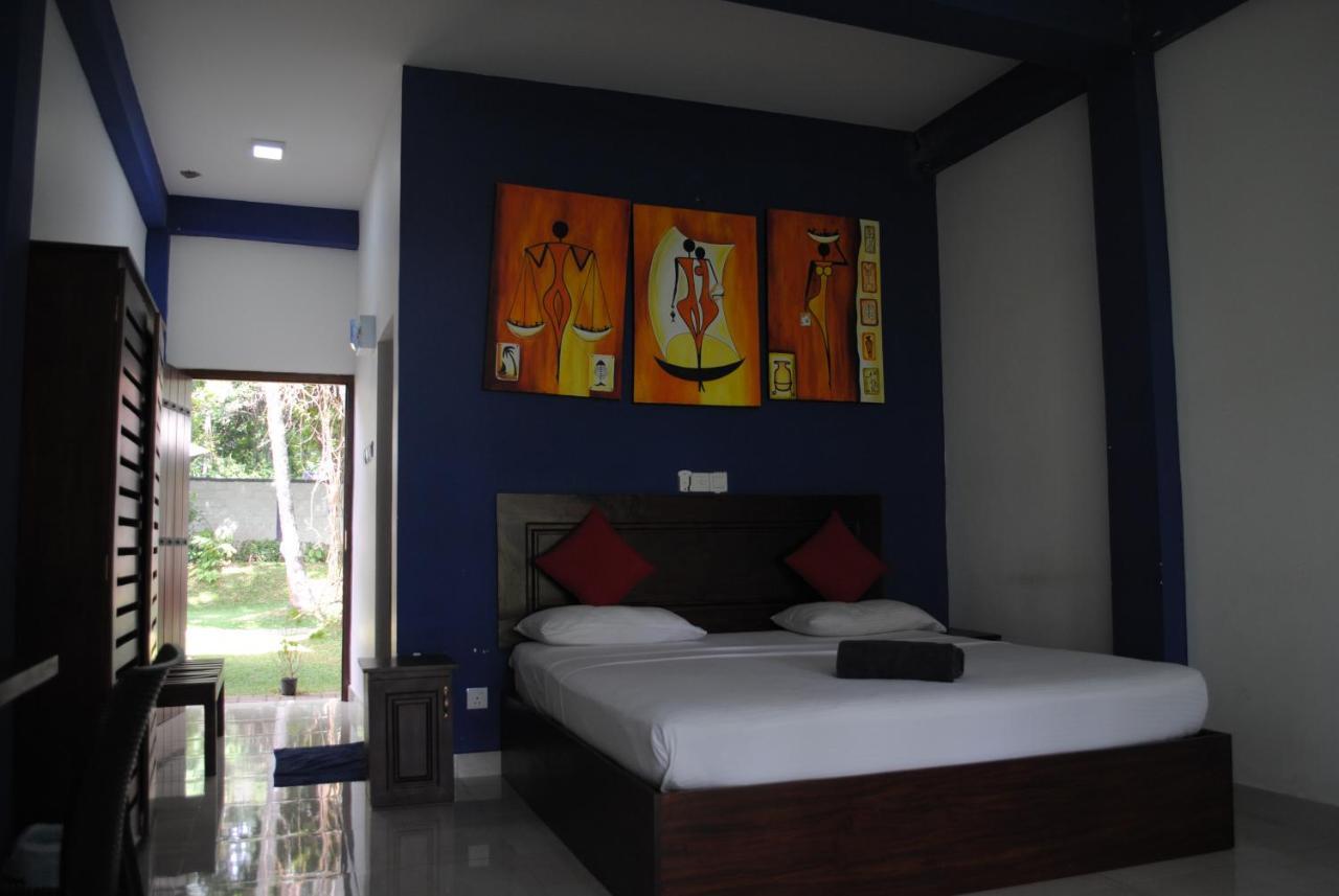 Bridge Hotel Negombo Kimbulapitiya Dış mekan fotoğraf